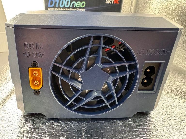 Распродажа Skyrc d100 neo, продавец Техноскарб