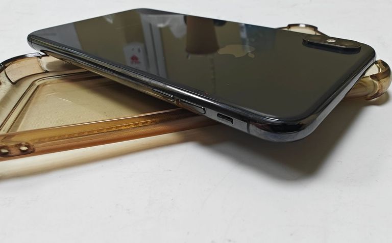 Apple iphone xs max 256gb Код:01-200798100. Изображение 5