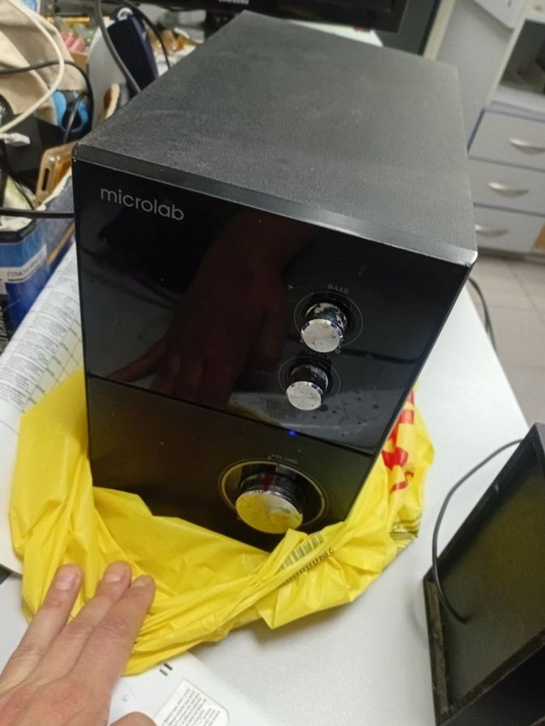 Дешево Microlab M-223 з ломбарду