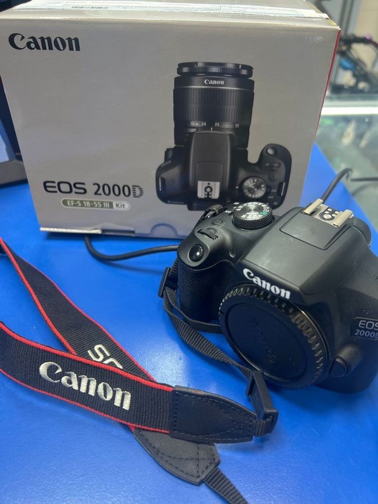 Canon eos 2000d kit ef-s 18-55mm f/3.5-5.6 iii Код:01-200803970. Изображение 8