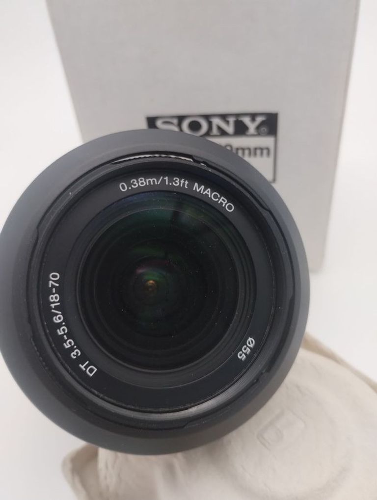 Купить Sony 18-70mm f/3.5-5.6 a dt macro Б/У