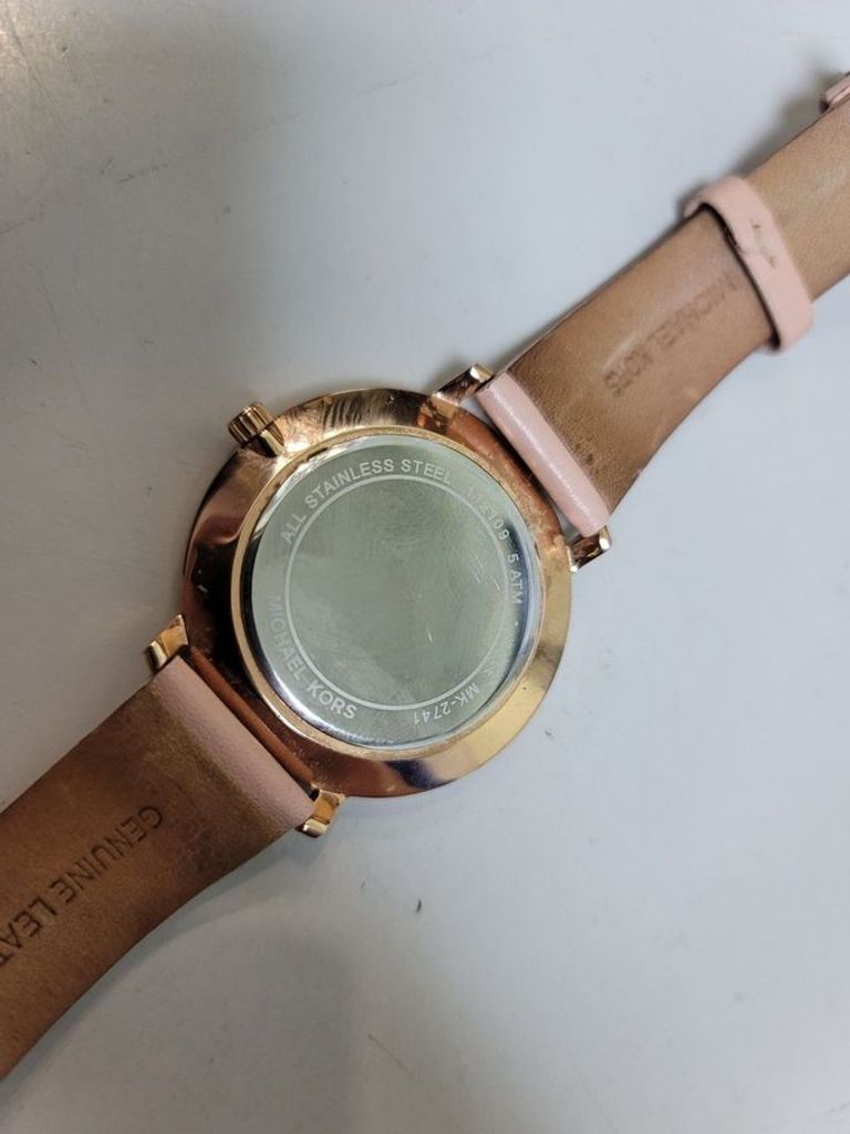 Дешиво Michael Kors mk-2741 с ломбарда