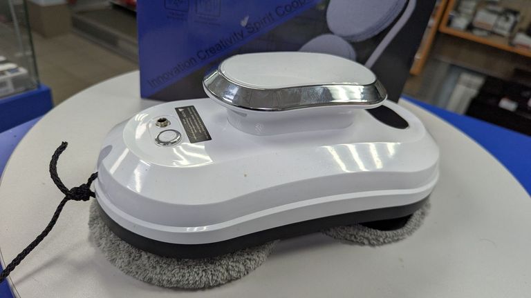 Дешиво SwitchBot Floor Cleaning Robot S10 с ломбарда