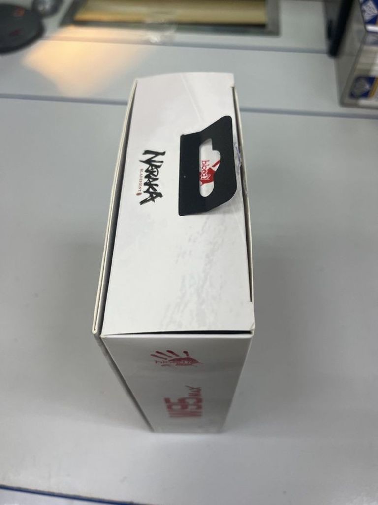 Дешиво Bloody W95 Max с ломбарда