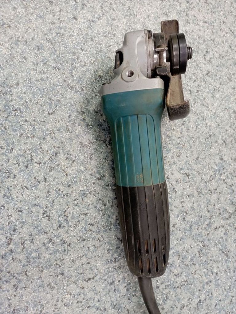 Распродажа Makita GA5030, продавец Техноскарб