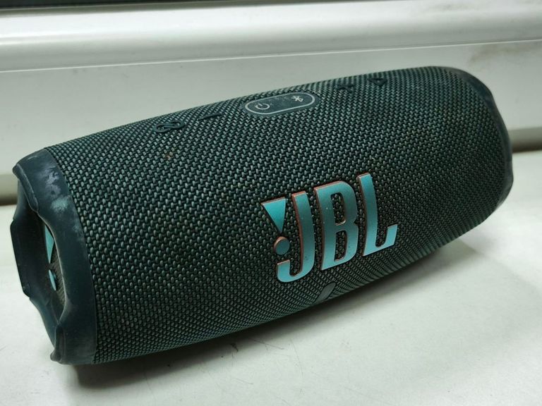 Объявление Jbl charge 5 Б/У