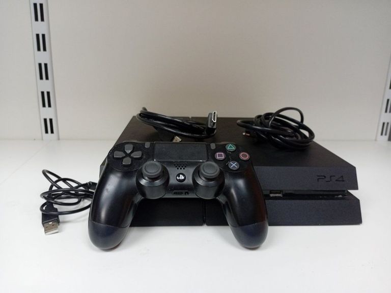 Купити Sony playstation 4 500gb Б/У