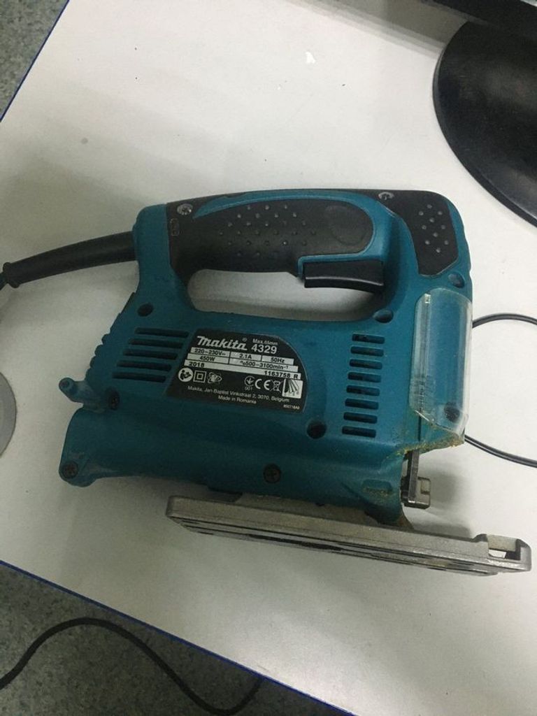 Оголошення Makita 4329 Б/У