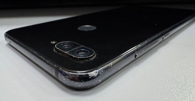 Xiaomi Mi 8 Lite 4/64GB Blue Код:01-200841652. Изображение 5