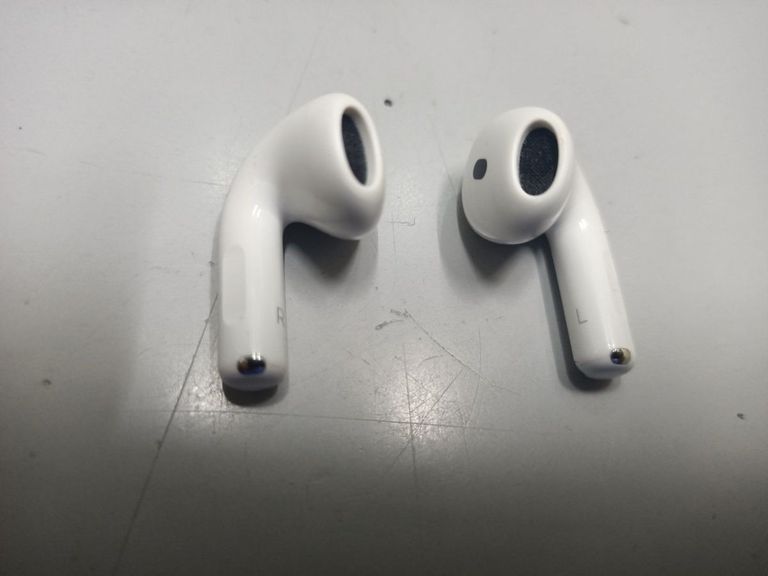 Купить Apple airpods 4 with active noise cancellation Б/У