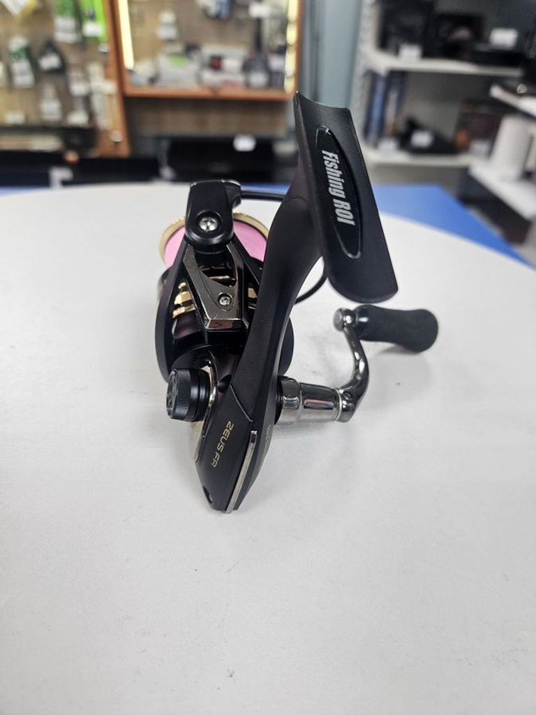 Распродажа Fishing roi Zeus FR / 2000 / 8+1bb (909-02-2000), продавец Техноскарб