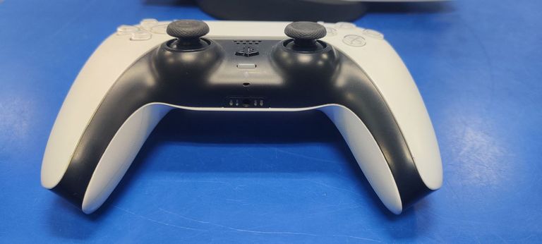 Sony PlayStation 5 825GB Код:01-200861560. Зображення 10