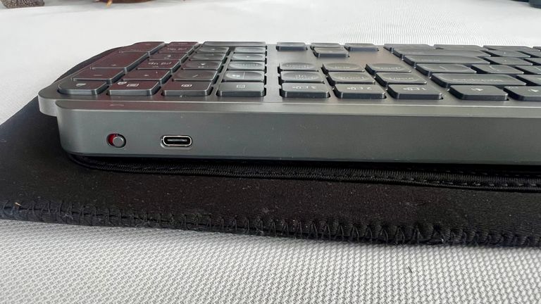 Logitech MX Keys for Mac Space Gray (920-009558) Код:null. Изображение 4