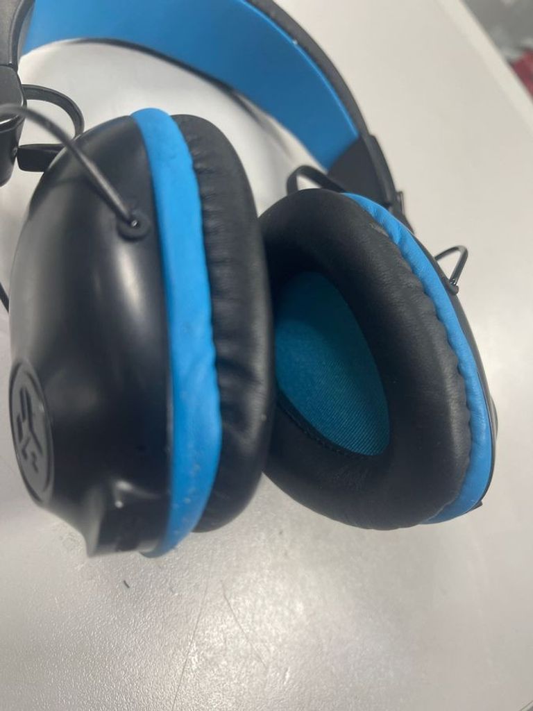 Оголошення Jlab studio anc wireless Б/У