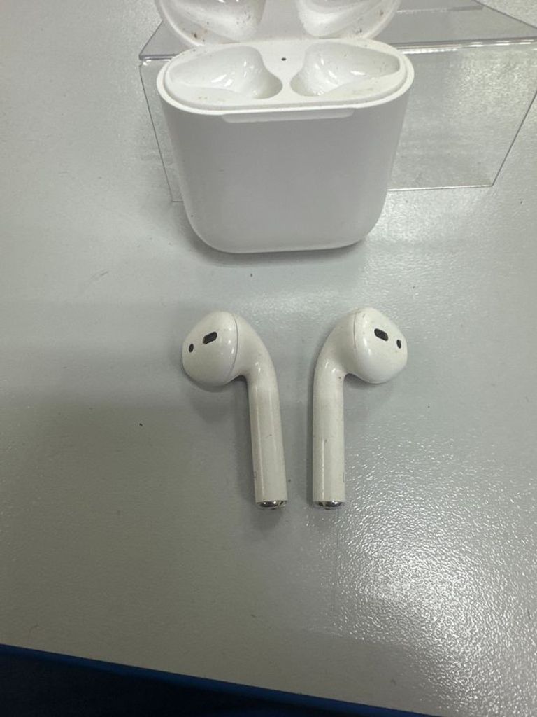 Дешево Apple airpods 2nd generation a1602, a2031, a2032 з ломбарду