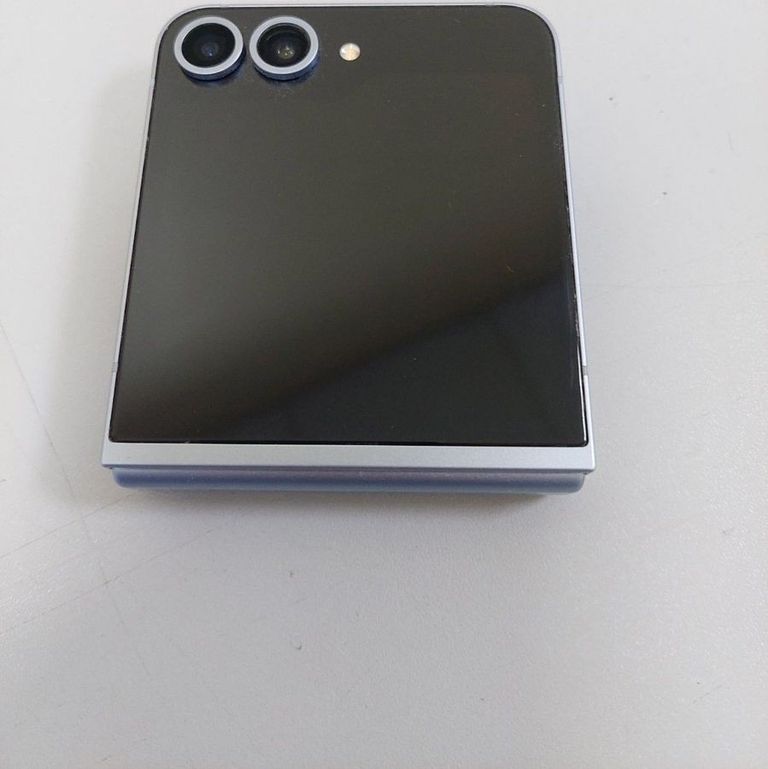 Samsung galaxy flip6 12/256gb Код:01-200880664. Изображение 6