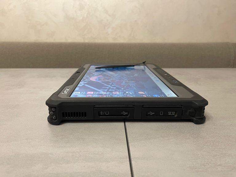 Дешево Getac A140 G1, 14", i5-6200U, 16GB, 128GB SSD, 4G LTE з ломбарду