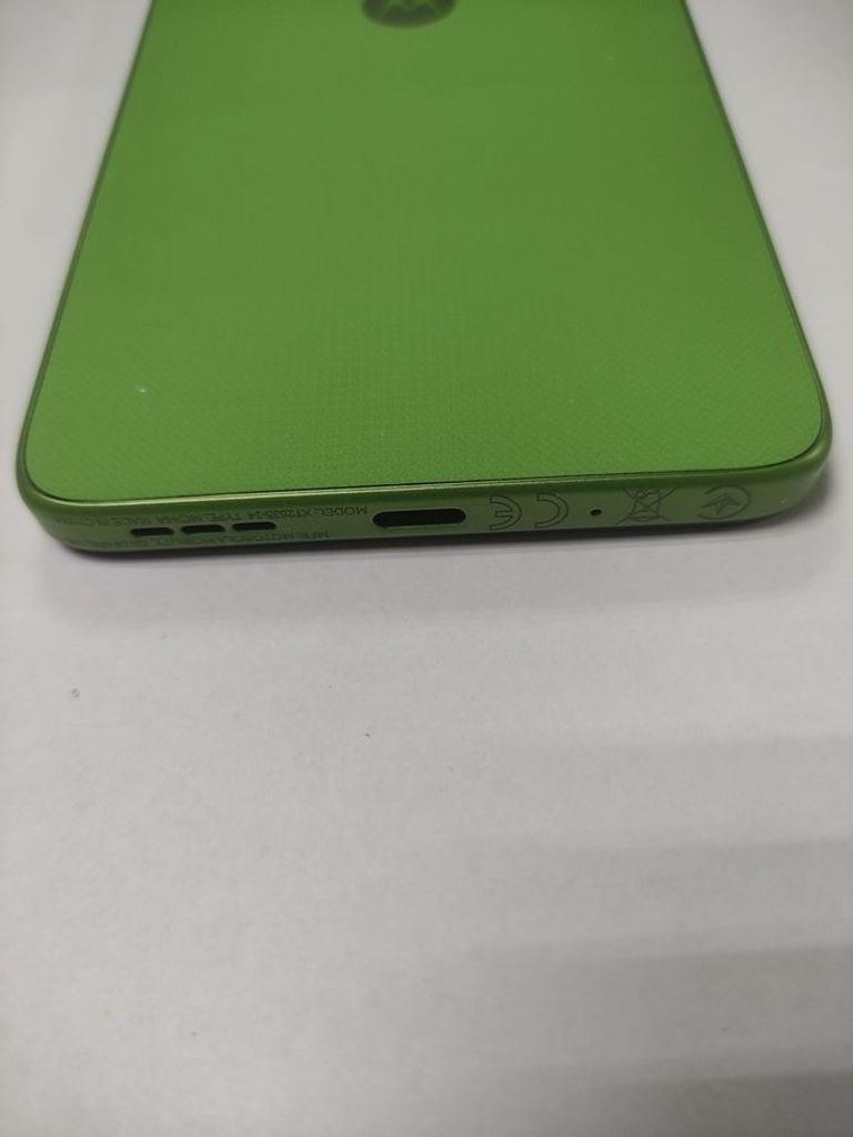 Дешево Motorola moto g06 4g 4/64gb tendril з ломбарду