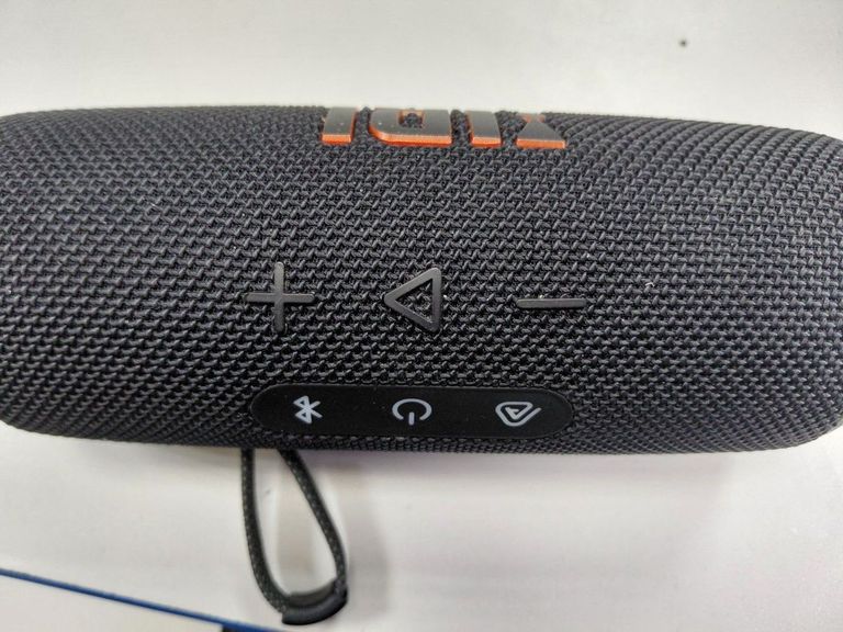 Купити Jbl flip 7 Б/У