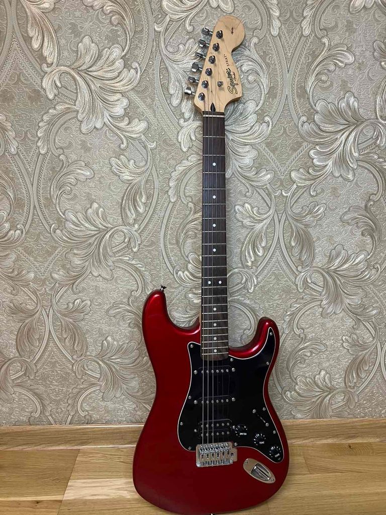 Fender Squier Strat Pack HSS Candy Apple Red Код:null. Зображення 6