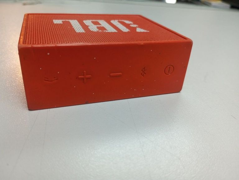 Дешиво Jbl go с ломбарда