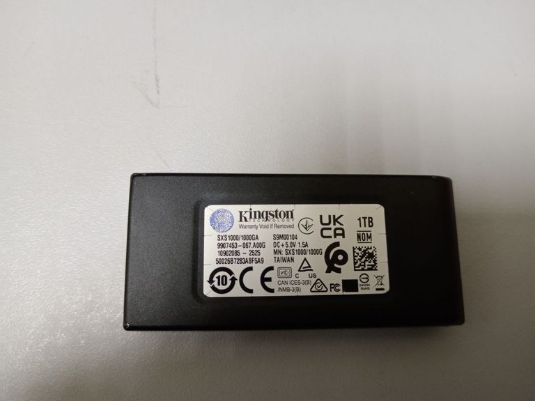 Оголошення Kingston xs1000 1 tb Б/У