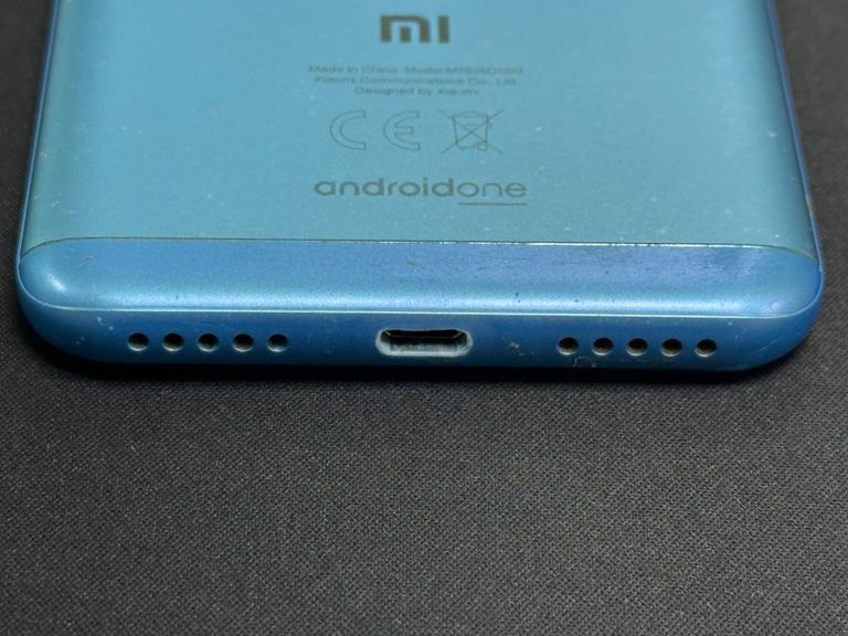 Объявление Xiaomi mi a2 lite 4/64gb Б/У