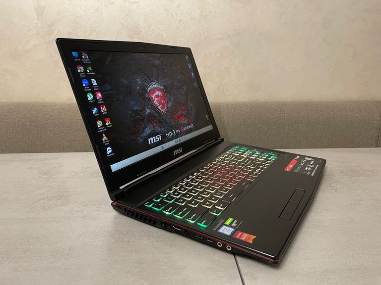 Дешиво MSI GL63 9SDK-840US, 15,6" FHD IPS 120Hz, i7-9750H, 16GB, 512GB SSD, nVidia GeForce GTX 1660 Ti 6GB с ломбарда