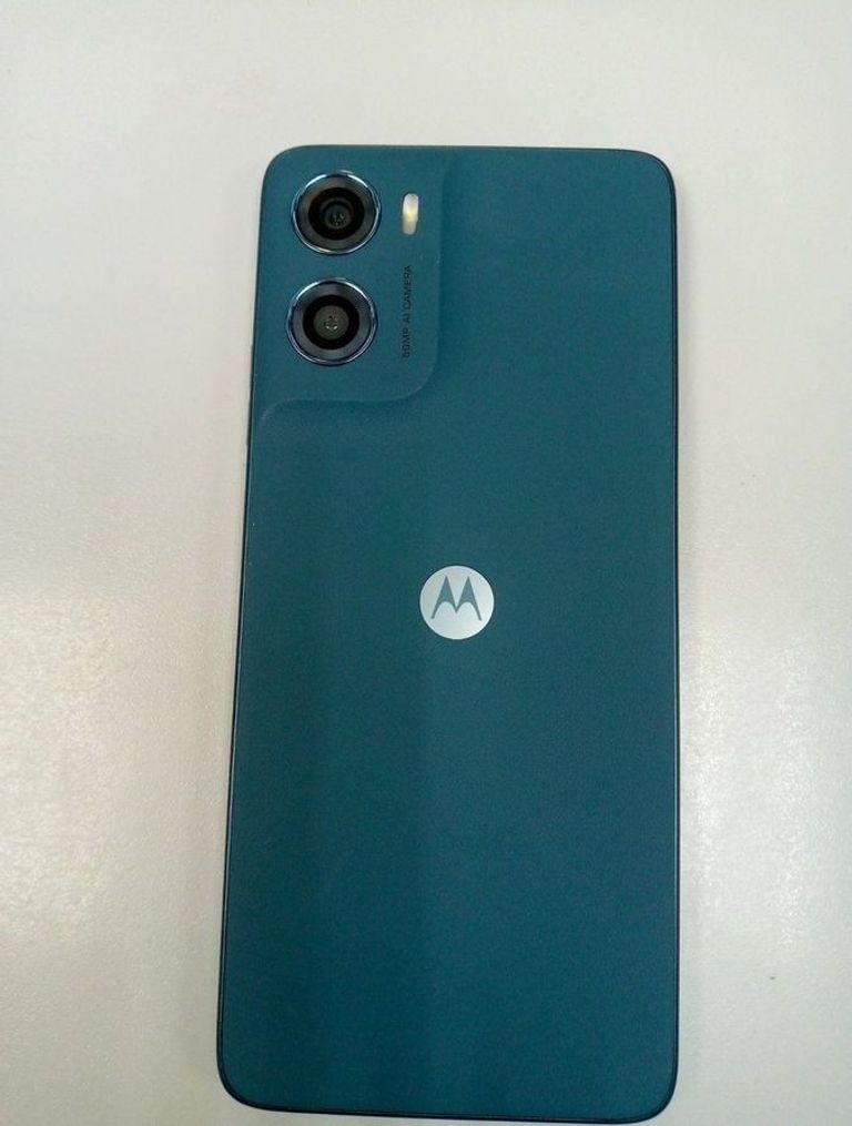 Дешево Motorola moto g06 4g 4/64gb tendril з ломбарду