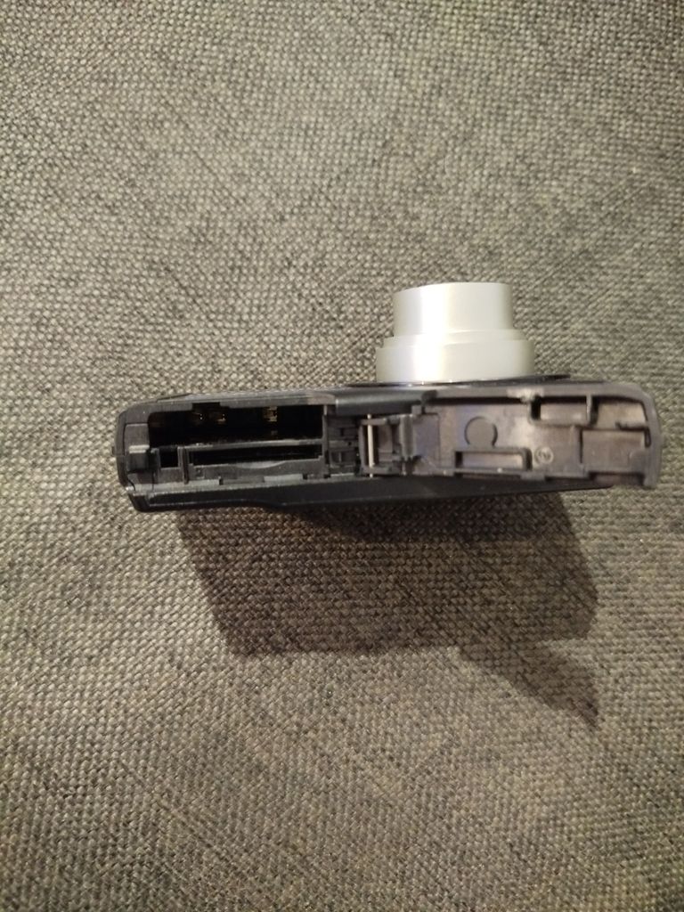 Дешево Praktica Luxmedia Z250 з ломбарду