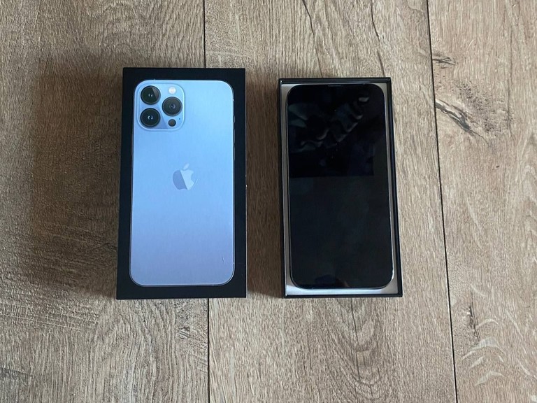 Дешево Apple iPhone 13 Pro Max 512GB Sierra Blue (MLLJ3) з ломбарду