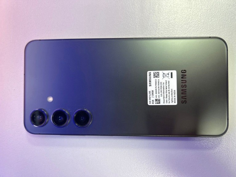 Дешиво Samsung galaxy s24 8/128gb с ломбарда