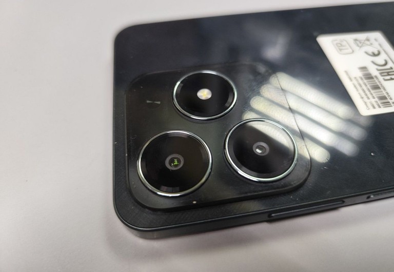 Объявление Realme c61 6/256gb Б/У