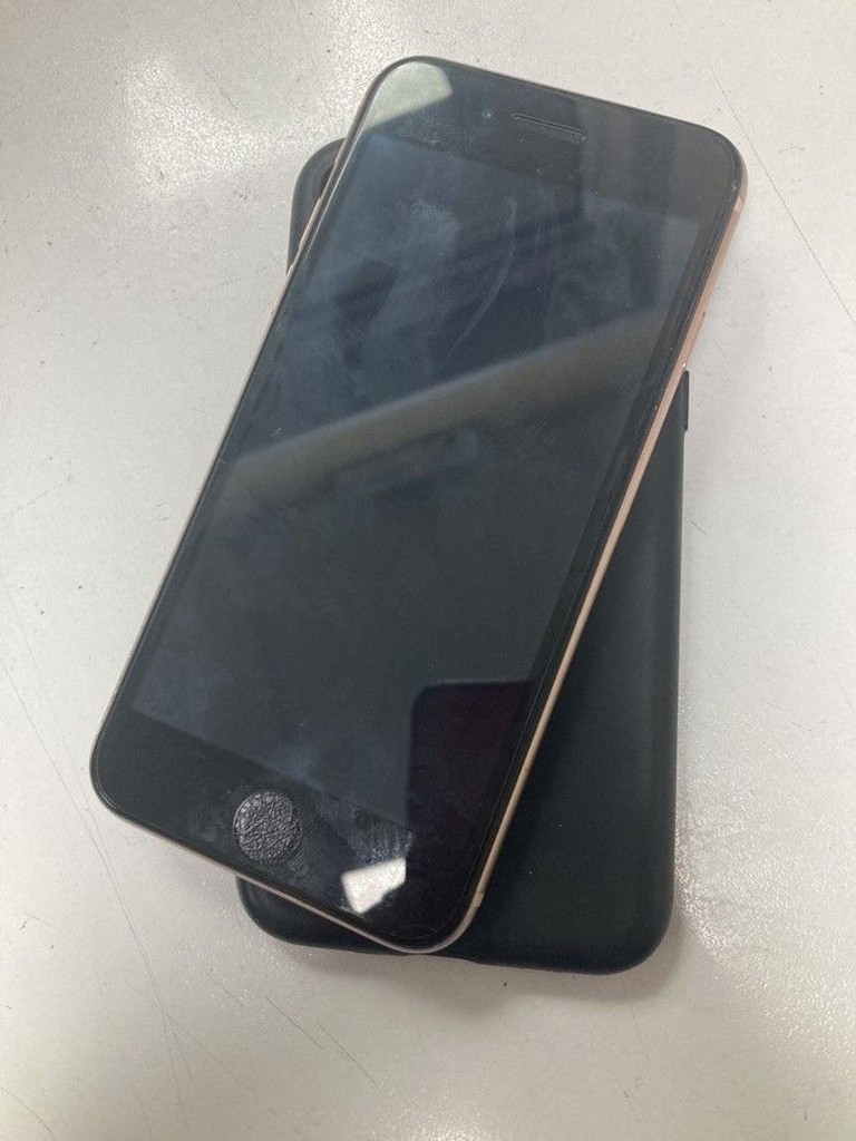 Дешево Apple iphone 8 64gb з ломбарду