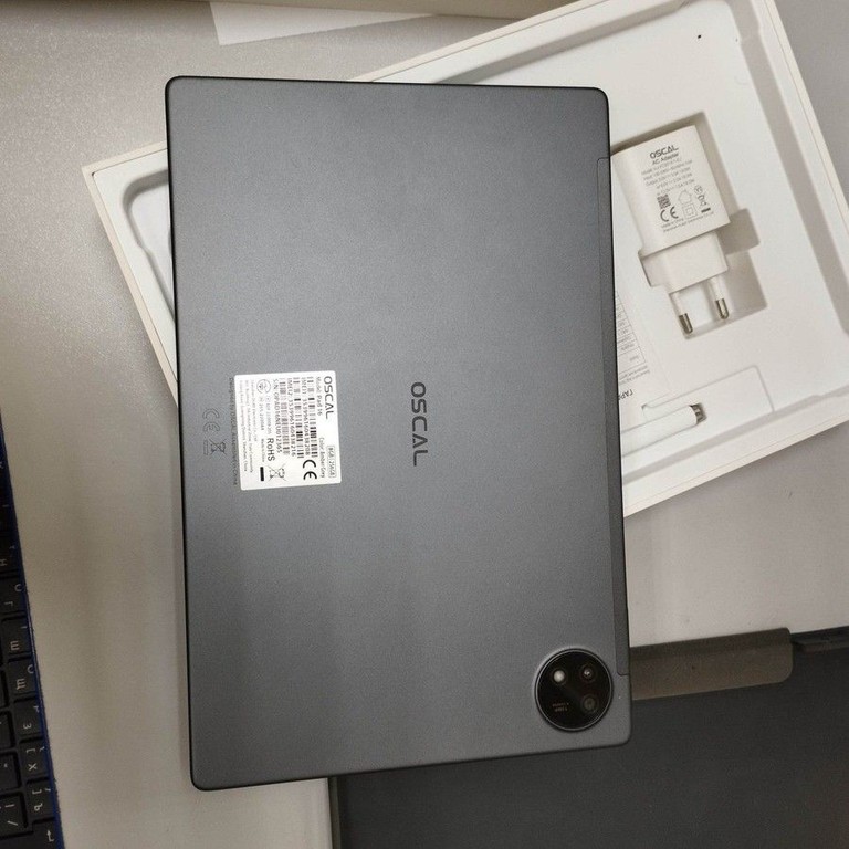 Дешиво Oscal Pad 16 8/256GB Space Gray с ломбарда