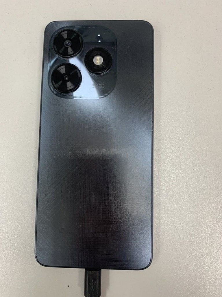 Дешево Tecno spark 20c bg7n 8/128gb з ломбарду