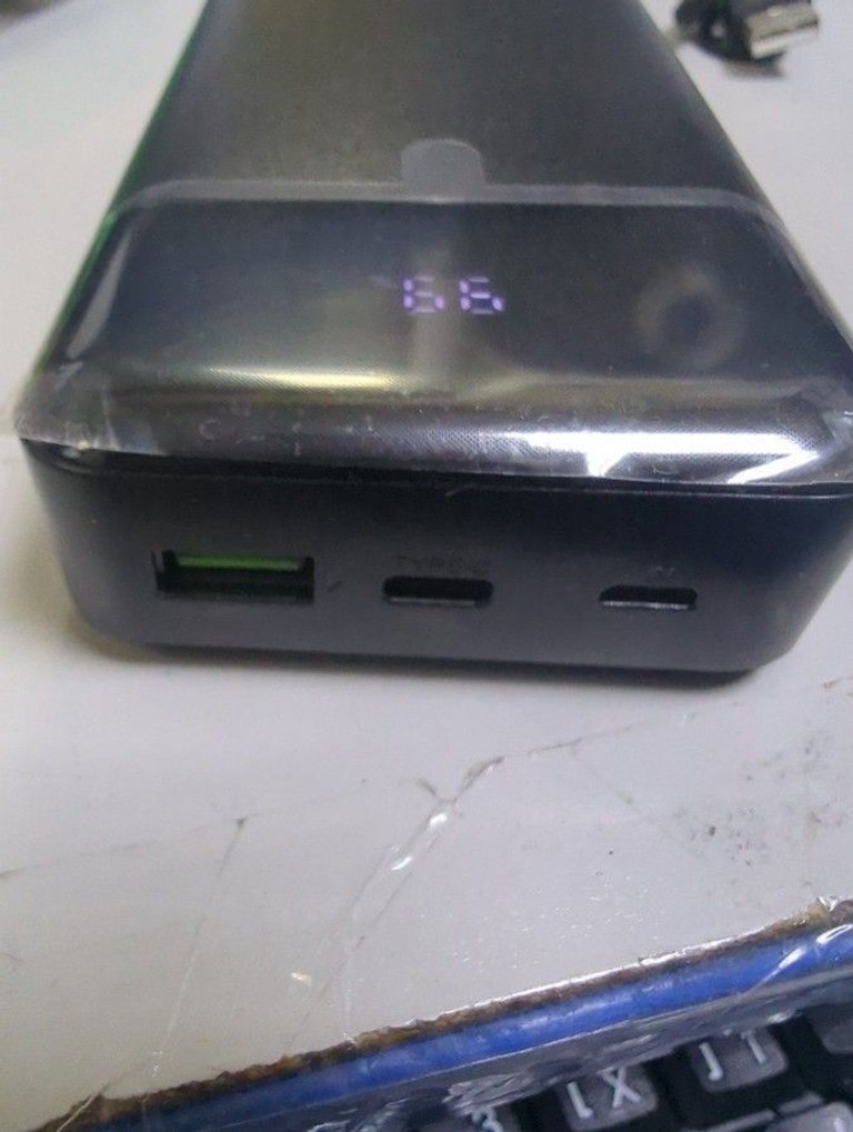 Дешево Hoco J102A Cool Figure 20000mAh 20W Black з ломбарду