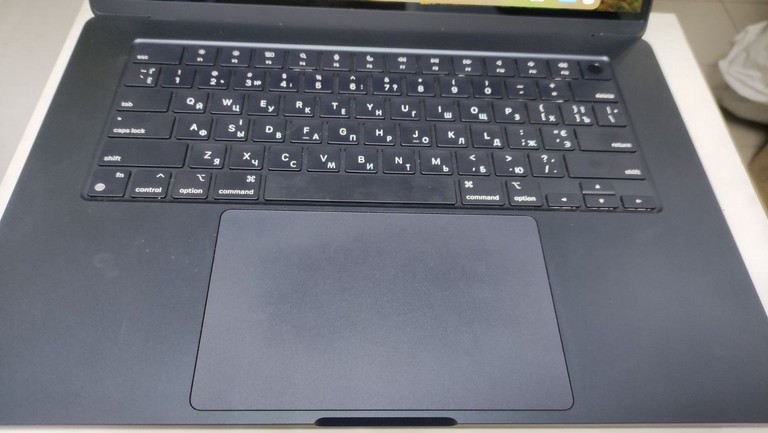 Apple 15,3"/ a2941/ m2 / ram8gb/ ssd256gb/ retina, truetone Код:01-200973760. Зображення 5