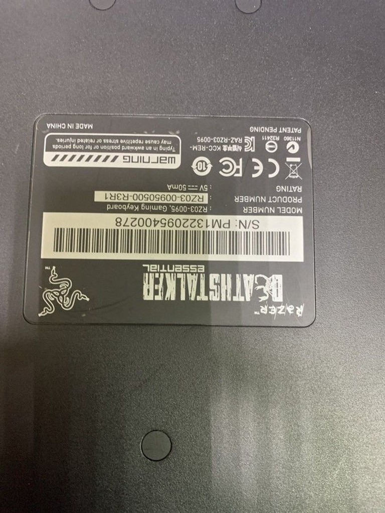 Дешево Razer deathstalker essential 2014 rz03-01060200-r3r1 usb з ломбарду
