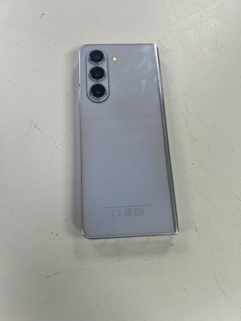 Розпродаж Samsung galaxy fold5 12/512gb, продавець Техноскарб