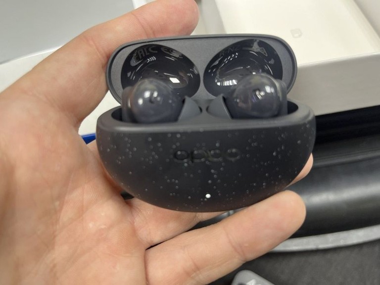 Купити Oppo enco air4 pro Б/У