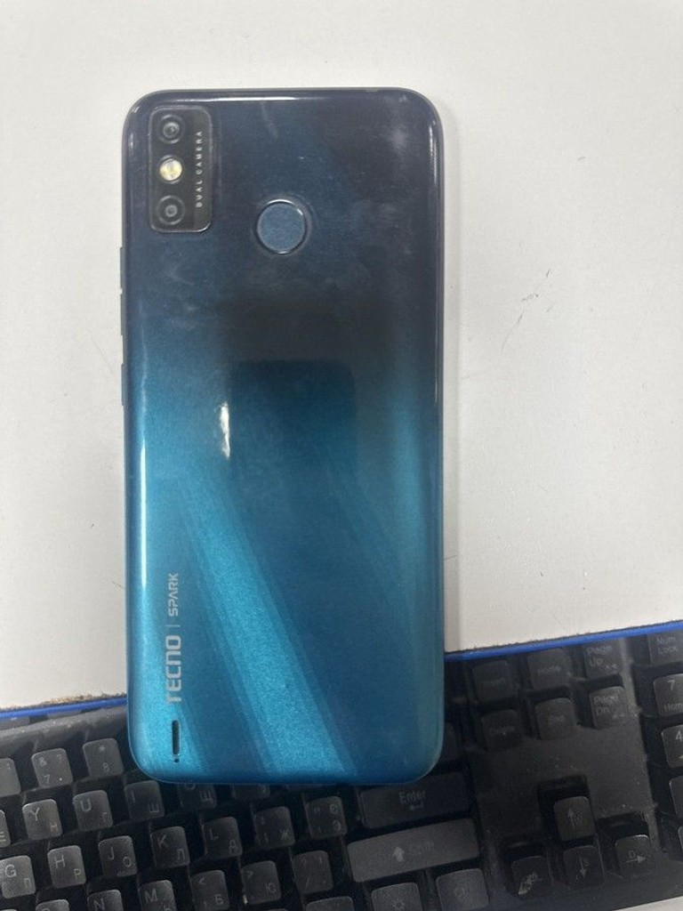 Купити Tecno spark 6 go ke5j 3/64gb Б/У