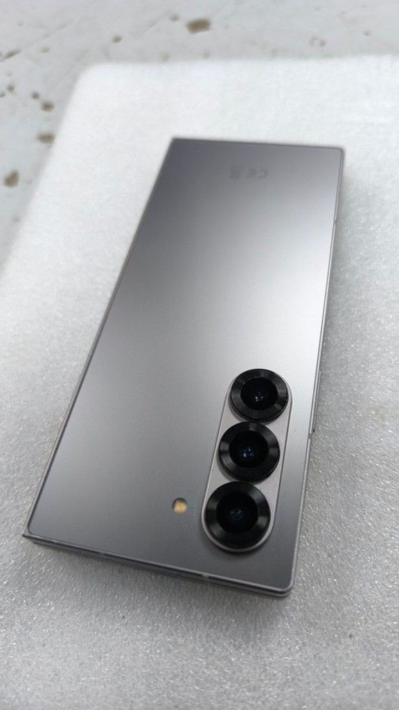 Samsung galaxy fold6 12/512gb Код:01-201012246. Зображення 8