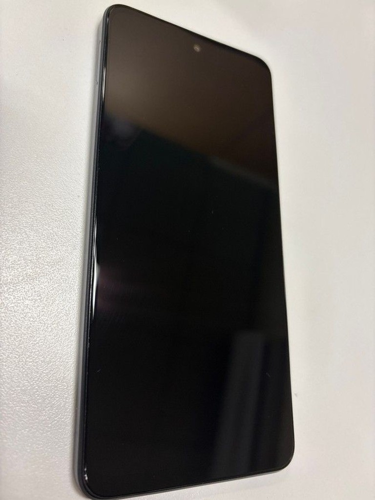 Дешиво Oppo a3 4g 6/256gb с ломбарда