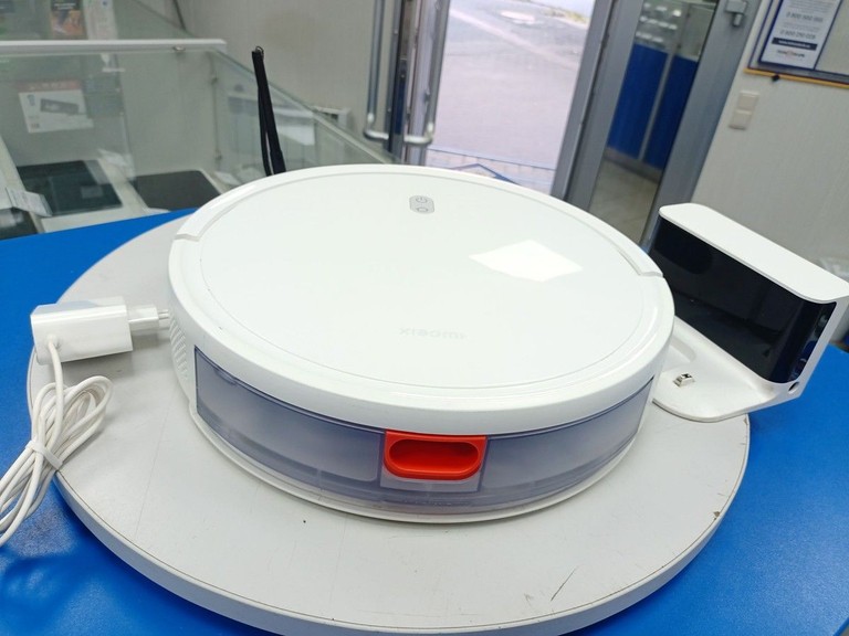 Распродажа Xiaomi Robot Vacuum E10, продавец Техноскарб