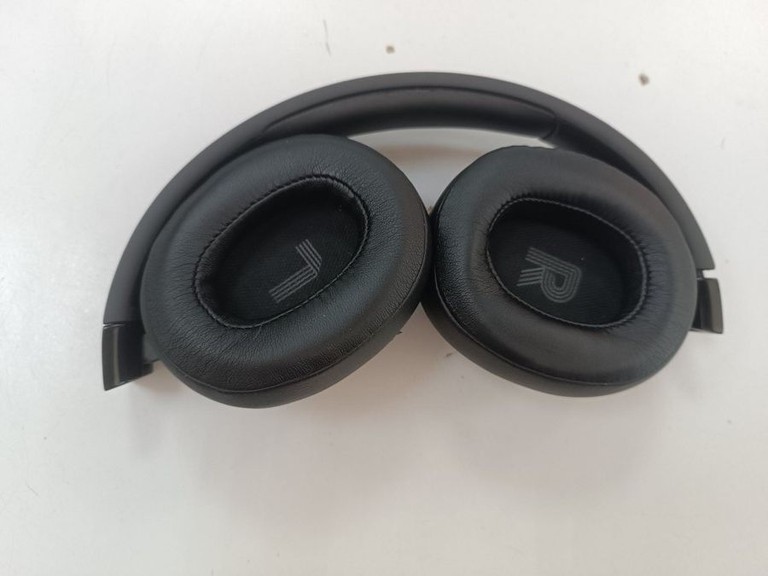 Дешиво Jbl tune 720bt с ломбарда