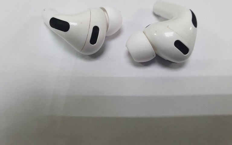 Дешиво AirPods Pro 3 с ломбарда