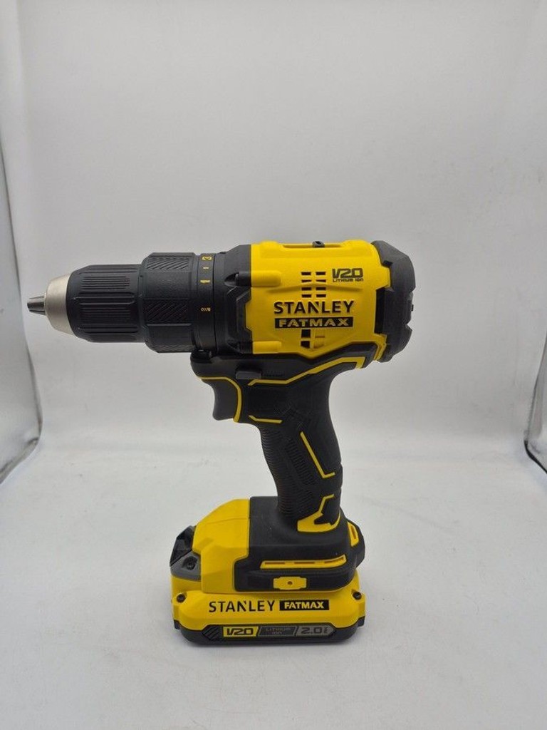 Дешево Stanley SFMCD710D2K з ломбарду