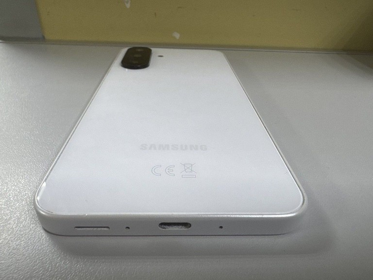 Купити Samsung galaxy a26 5g 8/256gb Б/У