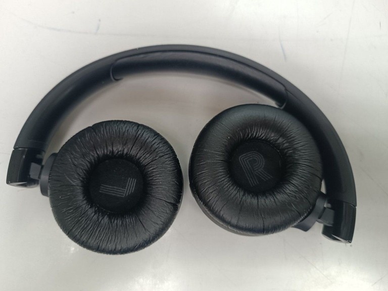 Оголошення Jbl tune 520bt Б/У